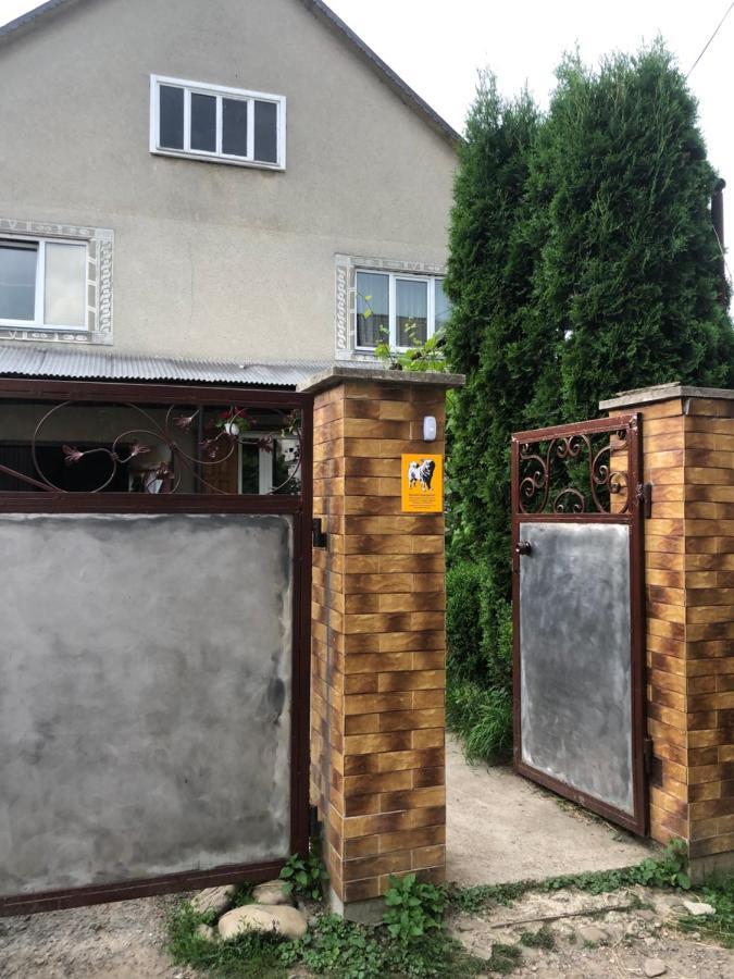 Біля Ріки Apartment